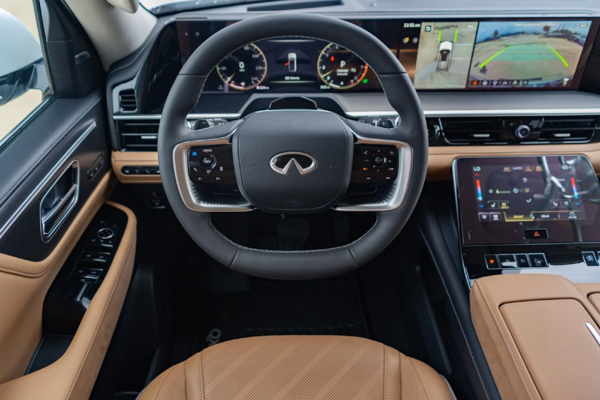 Certified Used 2027 White INFINITI LUXE image 21