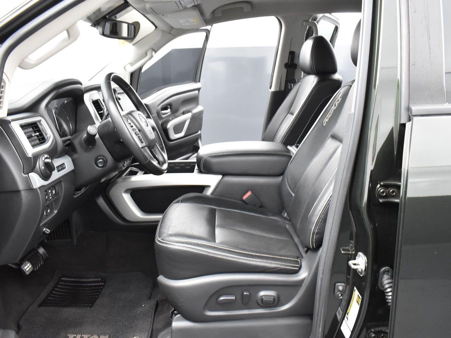 Used 2019 Midnight Pine Metallic Nissan PRO-4X image 12