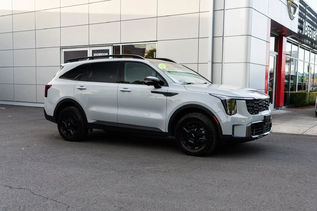 Used 2024 Gray Kia X-Pro SX Prestige image 33
