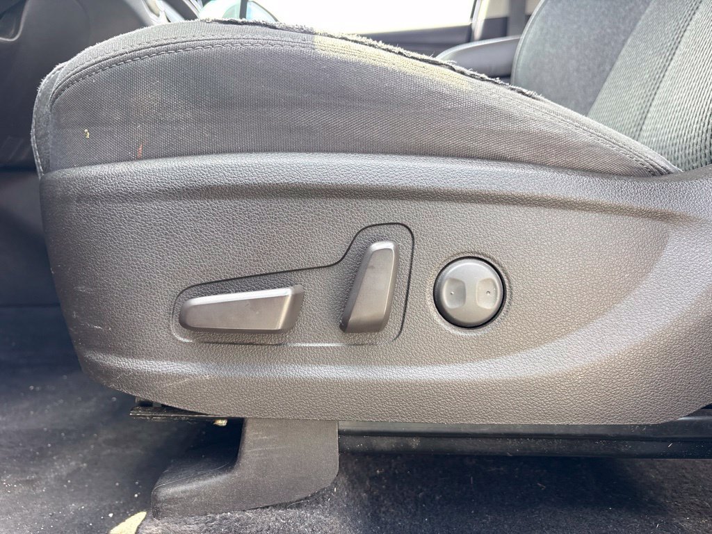 Used 2020 Black Hyundai SEL image 10