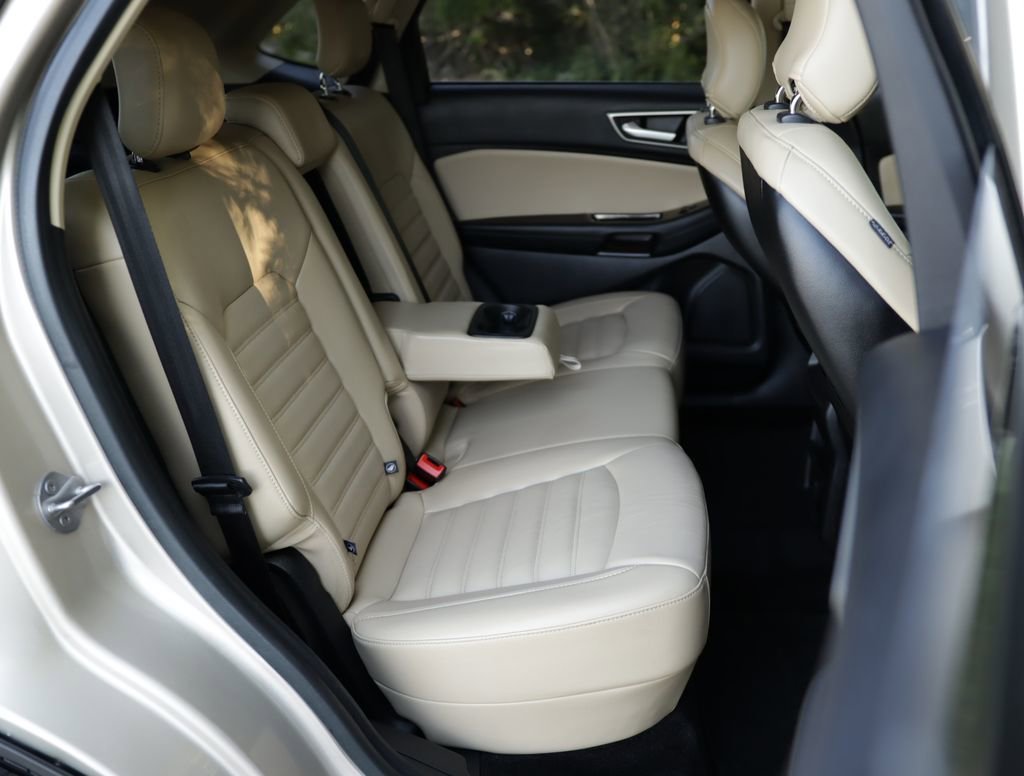 Used 2017 White Ford SEL image 29