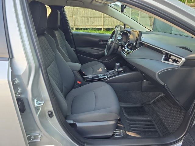 Certified Used 2022 Silver Toyota LE image 10