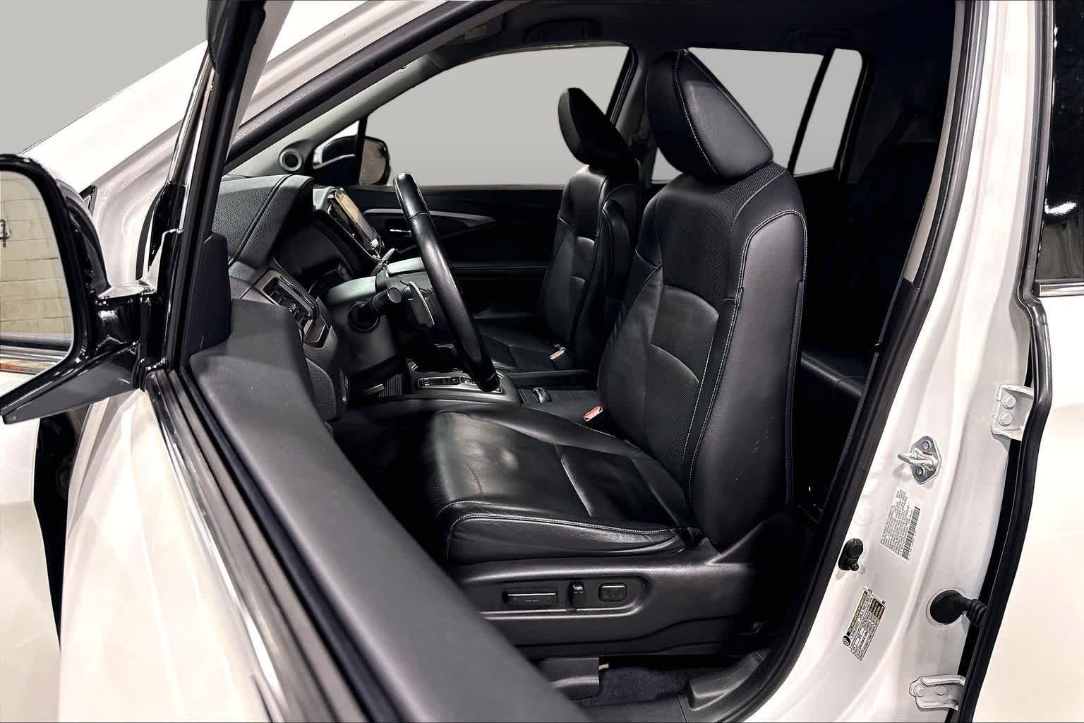Used 2022 Platinum White Pearl Honda RTL-E image 8