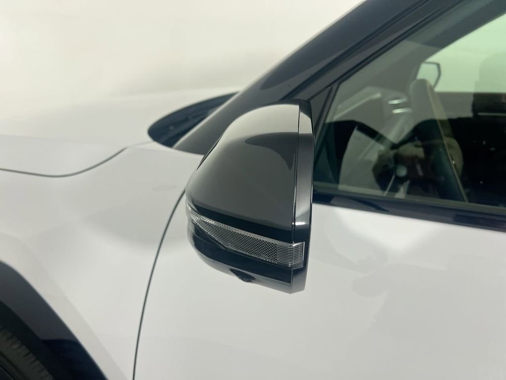 New 2026 Glacial White Pearl / Black Ro Kia GT-Line AWD image 12