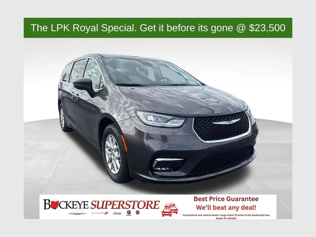 2023 Chrysler Pacifica Touring L's photo