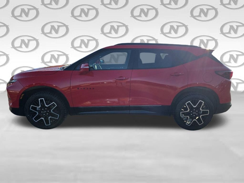 Used 2023 Red Chevrolet RS image 13