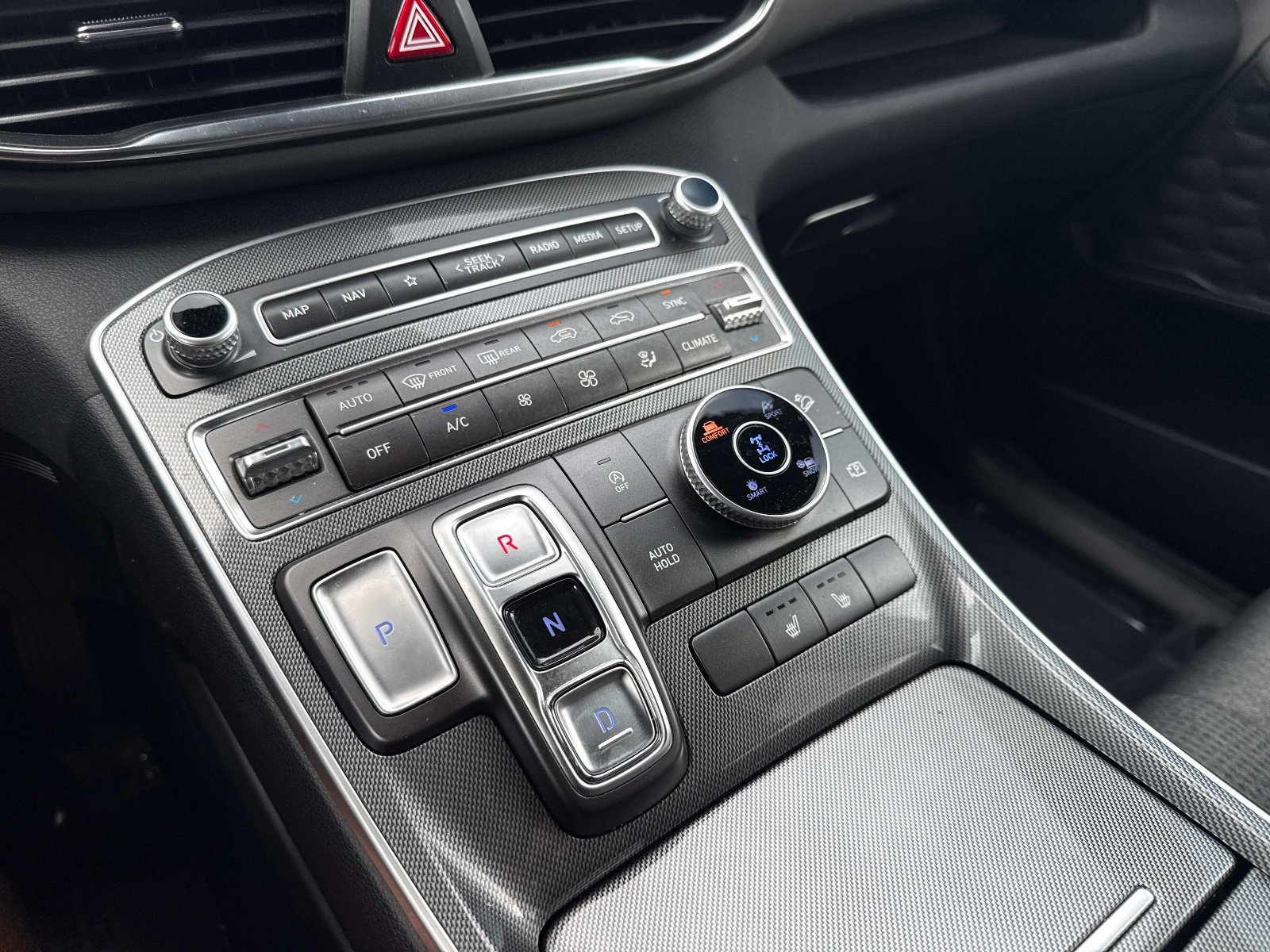 Used 2023 Shimmering Silver Hyundai SEL image 25