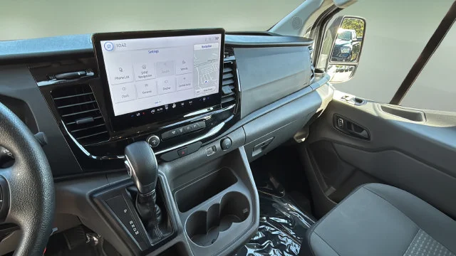 Used 2025  Ford XL image 25