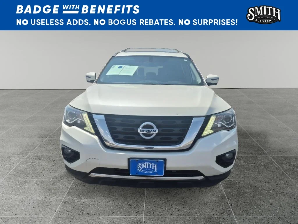 Certified Used 2018 White Nissan SL image 9