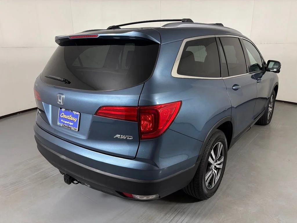 Used 2016  Honda EX-L image 8