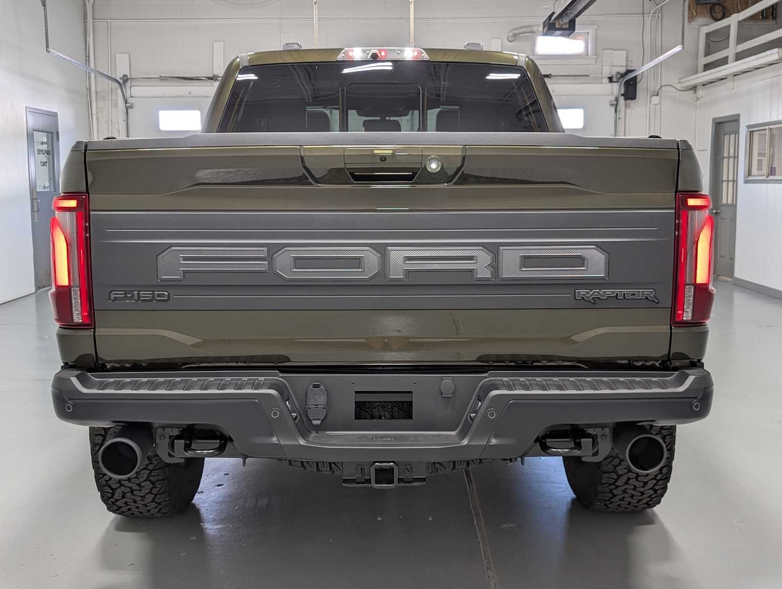 Used 2026 Shelter Green Ford Raptor image 9