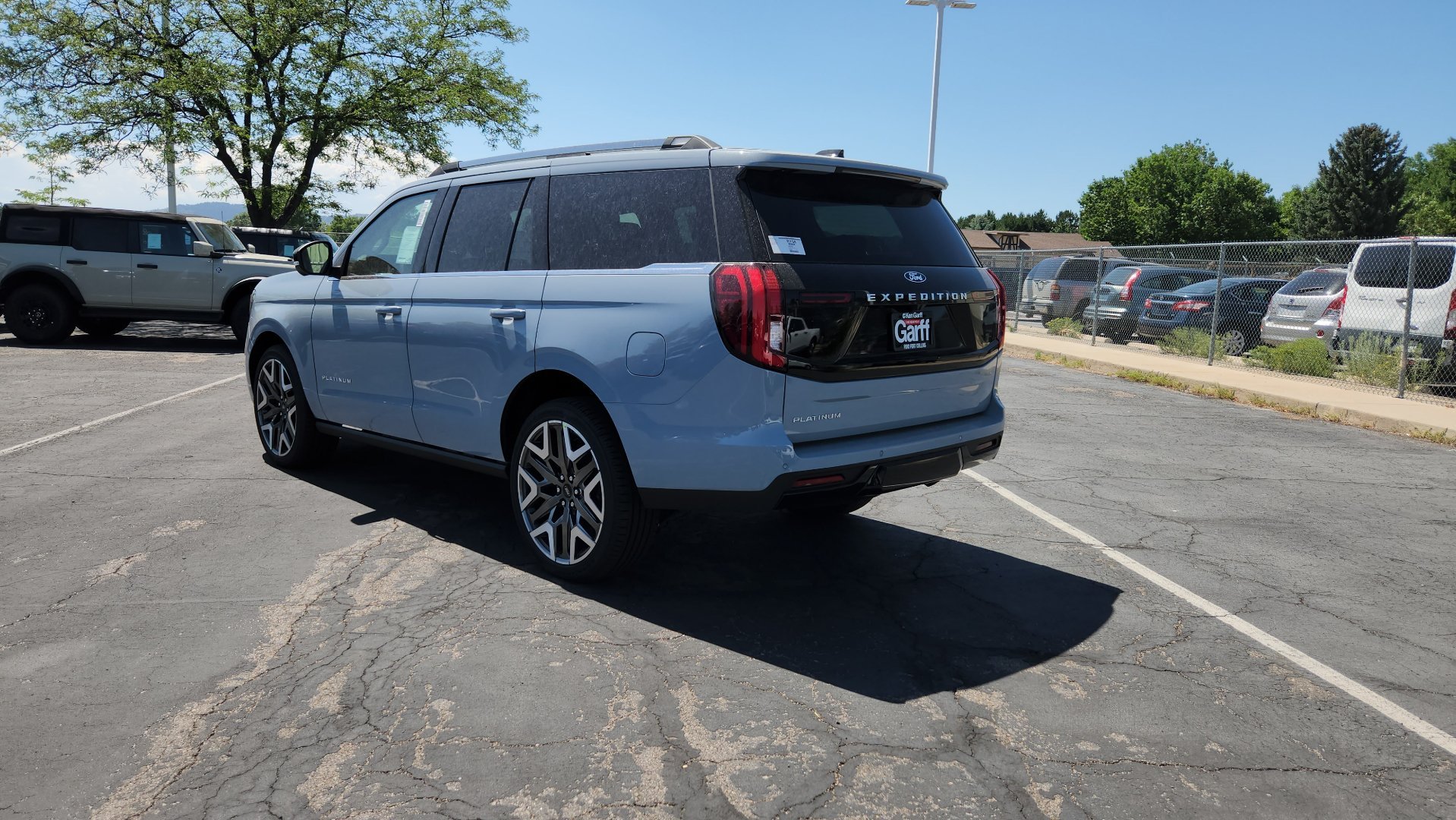 New 2027 Glacier Gray Metallic Tri-Coat Ford Platinum image 5