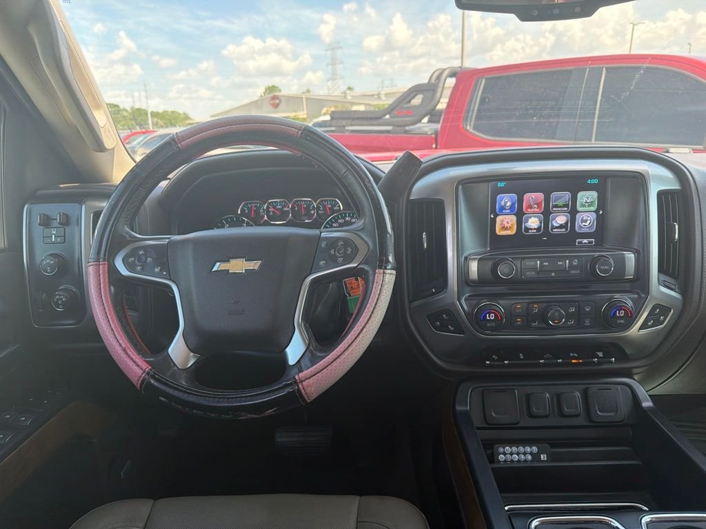 Used 2017 Red Chevrolet LTZ image 10