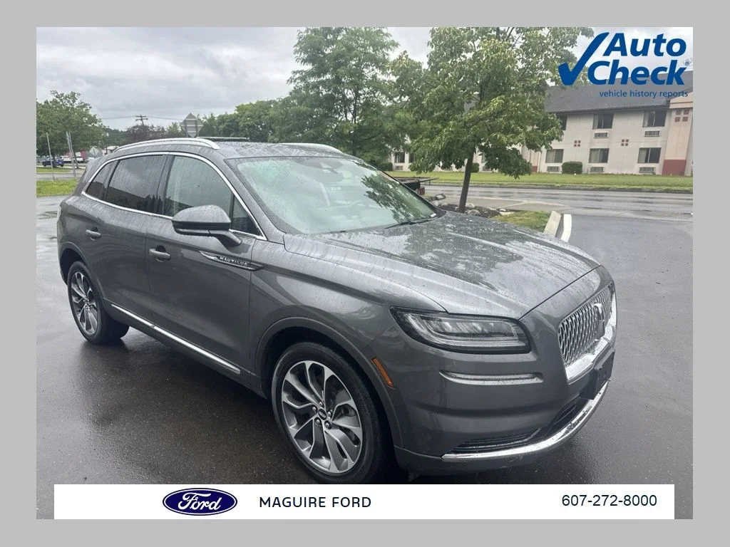 Used 2023 Gray Lincoln Reserve image 1