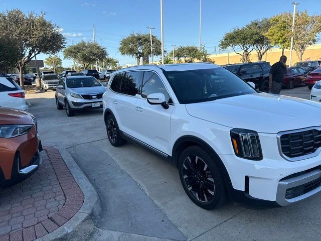 Used 2024 Glacial White Pearl Kia SX-Prestige image 3