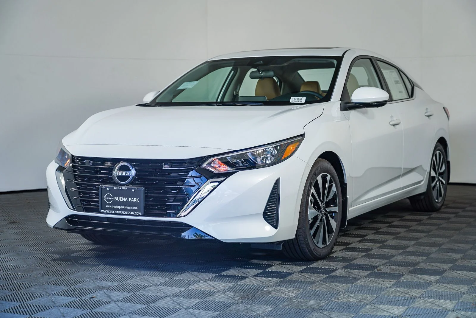 Used 2025 White Nissan SV w/ PREMIUM PKG image 3
