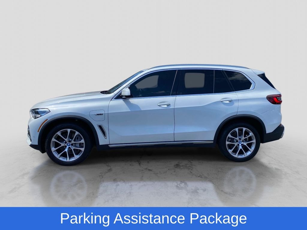 Used 2022 White BMW xDrive45e image 2
