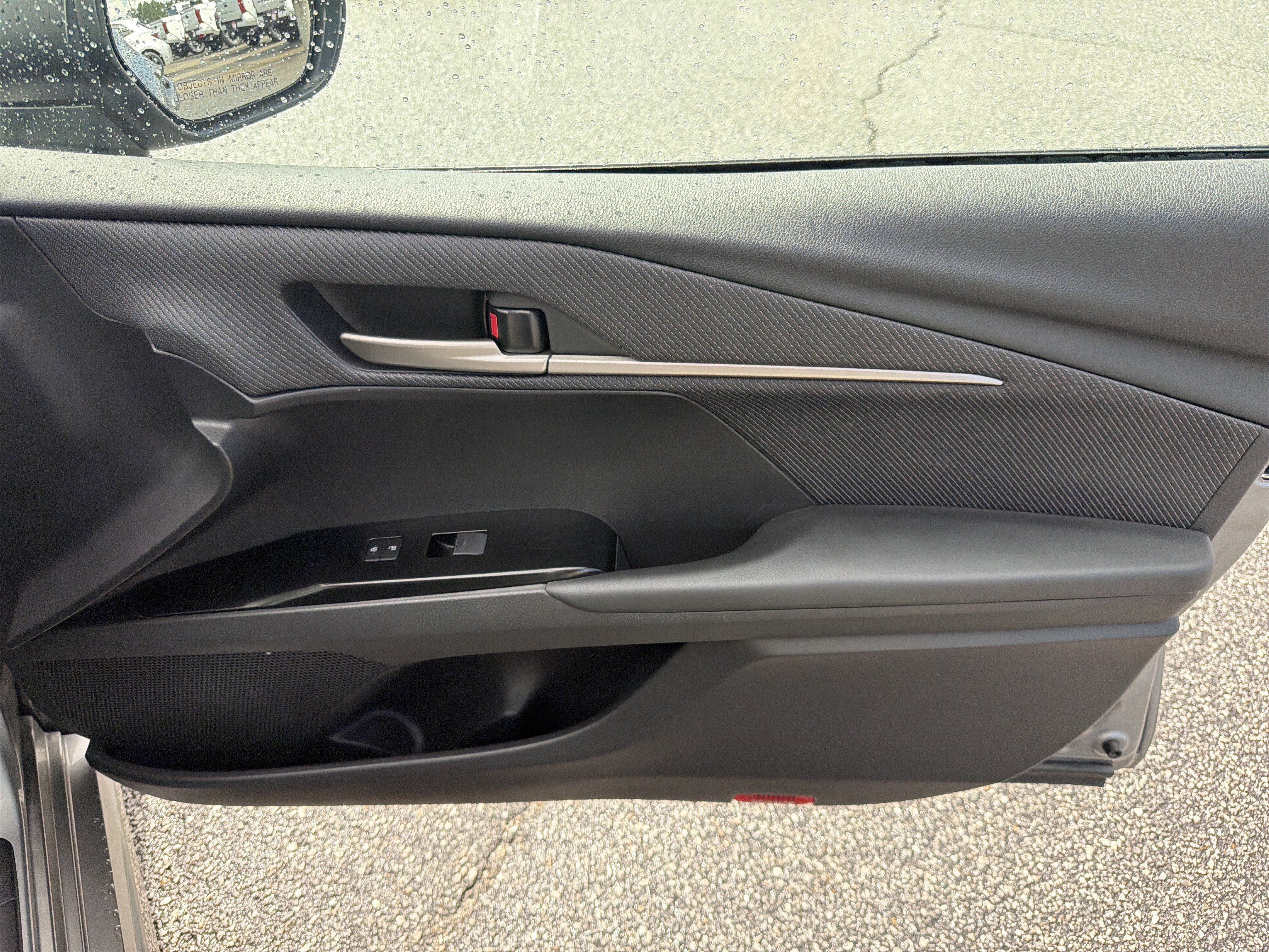 Certified Used 2025 Heavy Metal Toyota SE image 24
