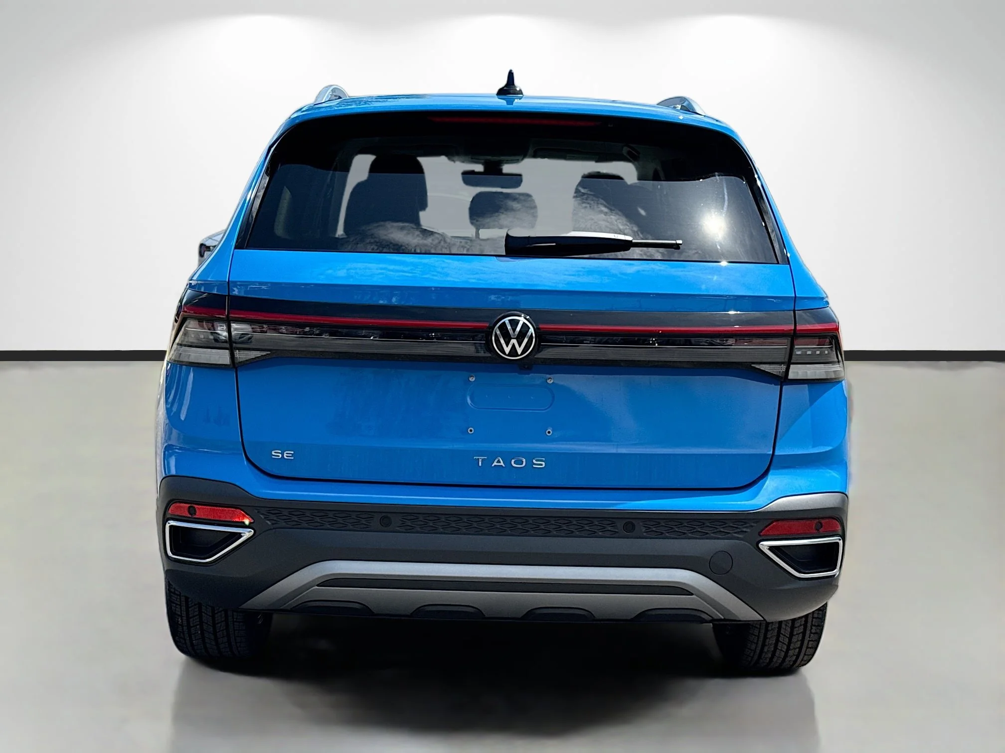 New 2026  Volkswagen SE image 4