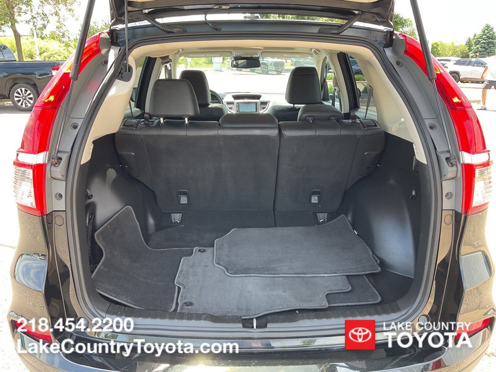 Used 2016 Black Honda Touring image 11