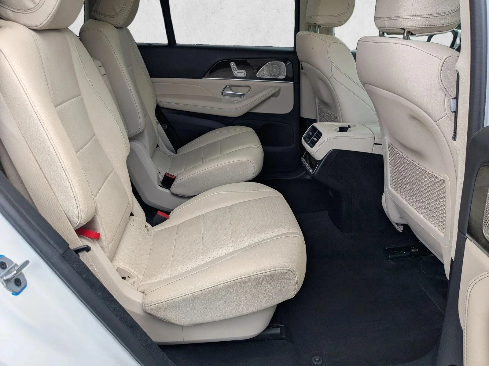 Used 2023 Polar White Mercedes-Benz GLS 450 image 19