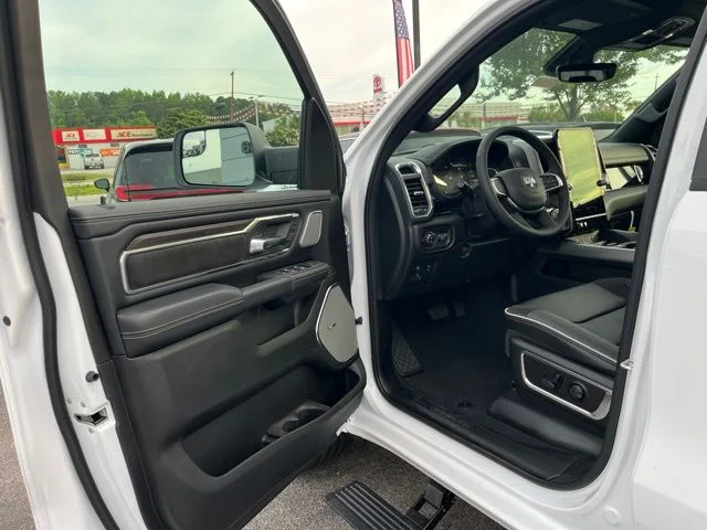 New 2026 Bright White Clear-Coat Exterior Paint RAM Laramie image 4