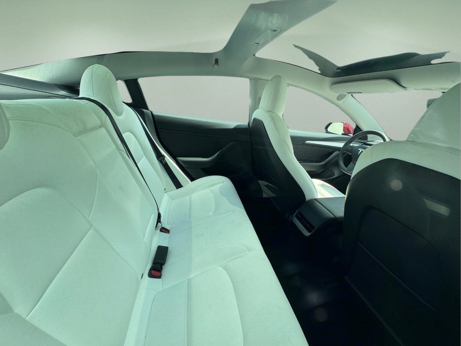 Used 2022  Tesla Long Range image 16