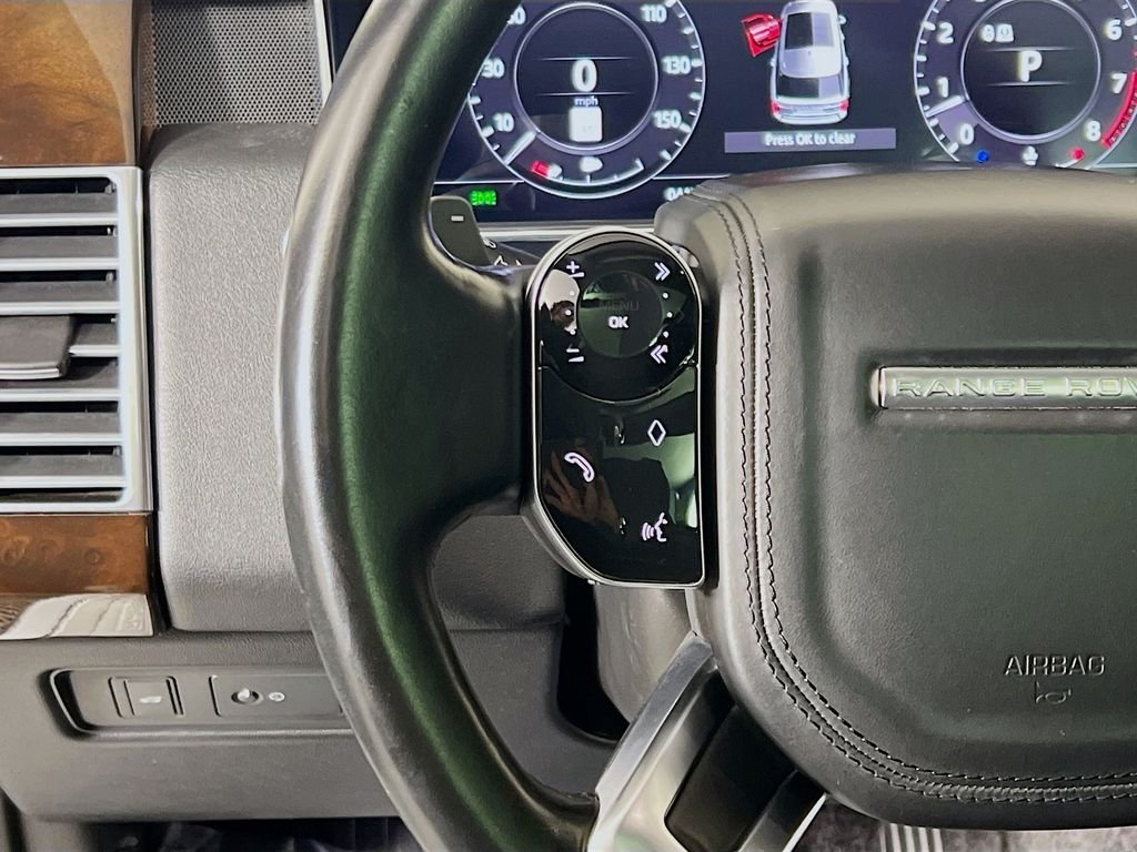 Used 2021 Fuji White Land Rover Base image 10