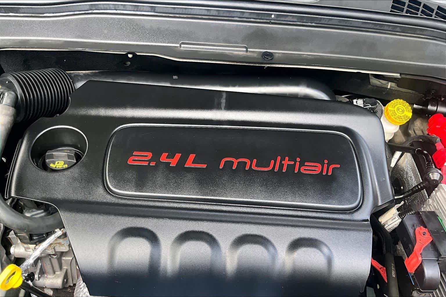 Used 2020 Black Clearcoat Jeep Latitude image 30