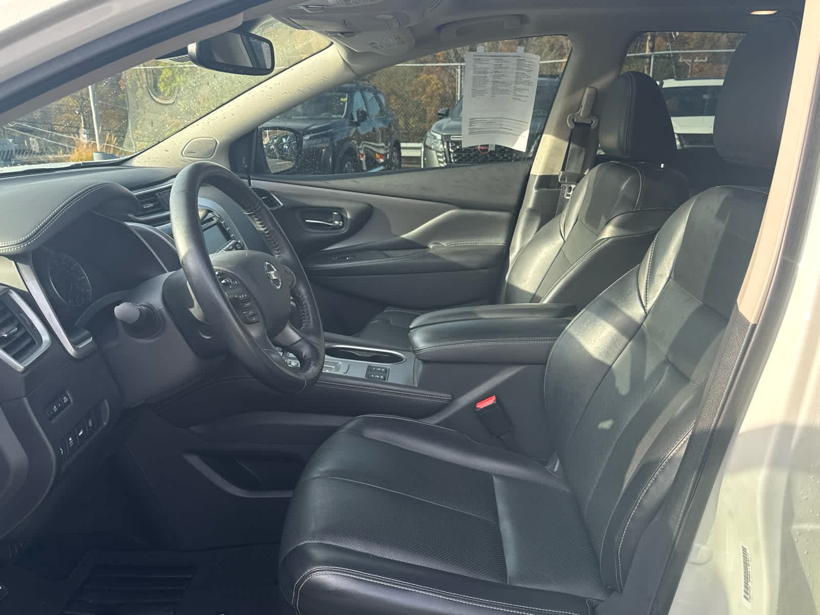 Used 2021 Pearl White Tricoat Nissan SL image 7