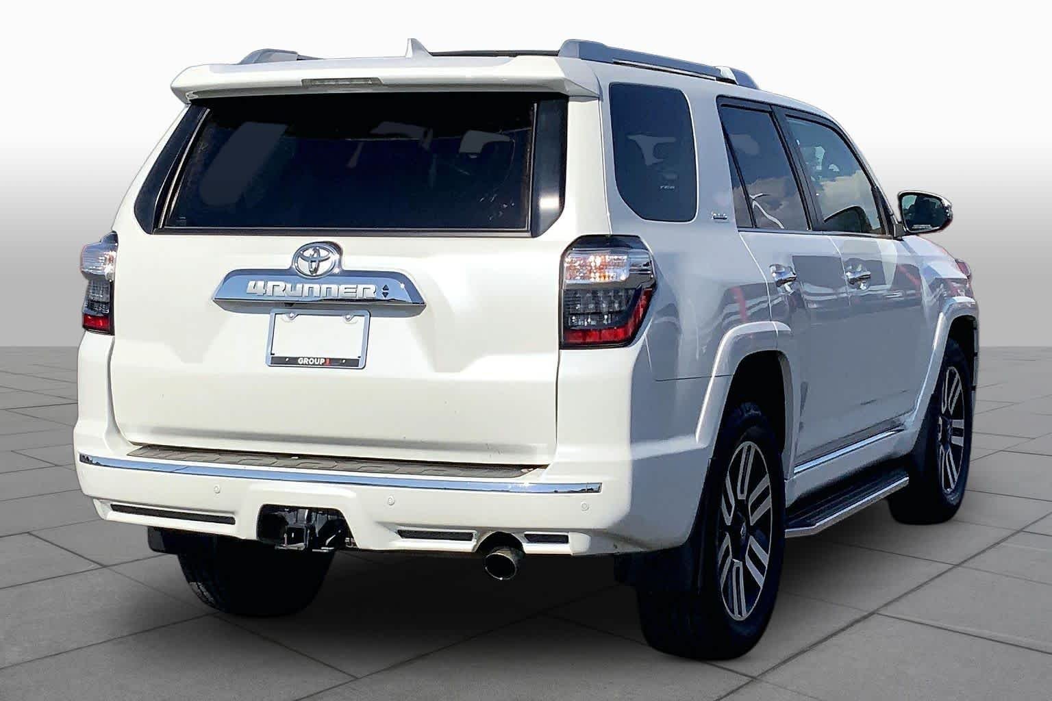Used 2021 Blizzard Pearl Toyota Limited image 13