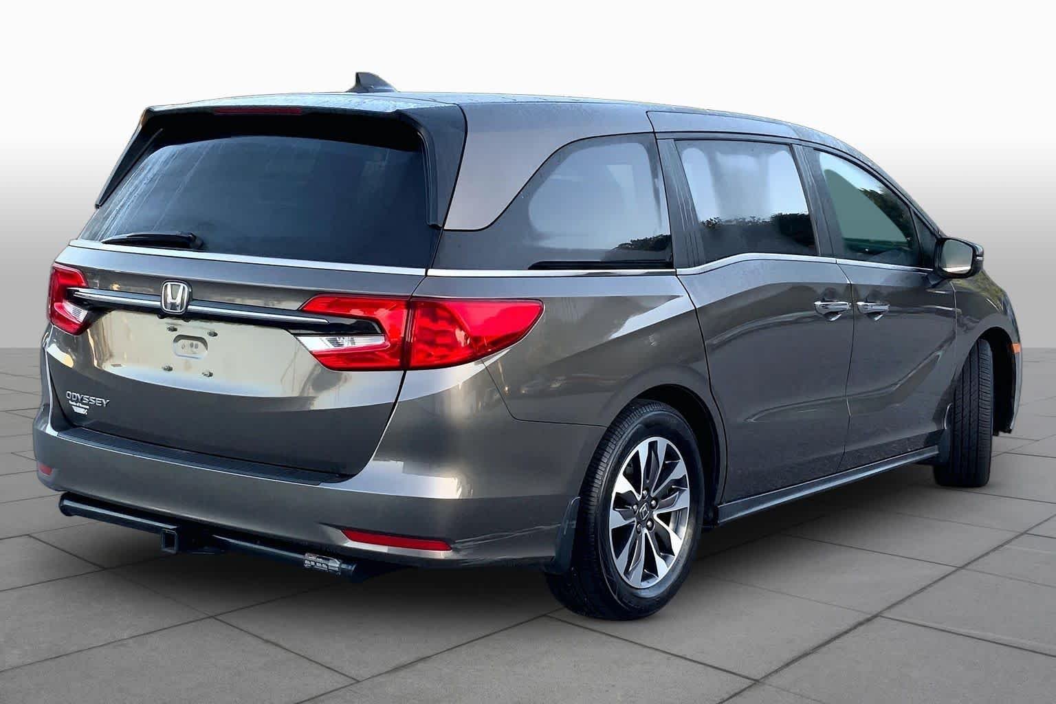 Used 2021 Pacific Pewter Metallic Honda EX-L image 12