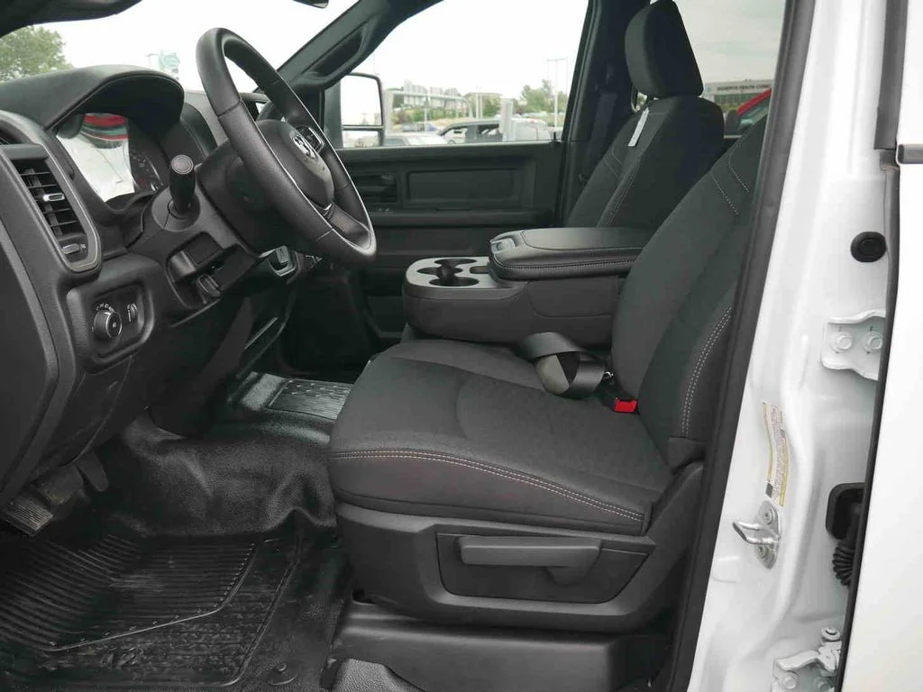 New 2026 White Ram Tradesman Dually image 27