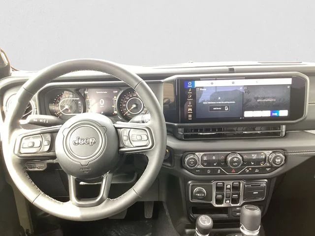 New 2026 41 Jeep SAHARA 4X4 image 11