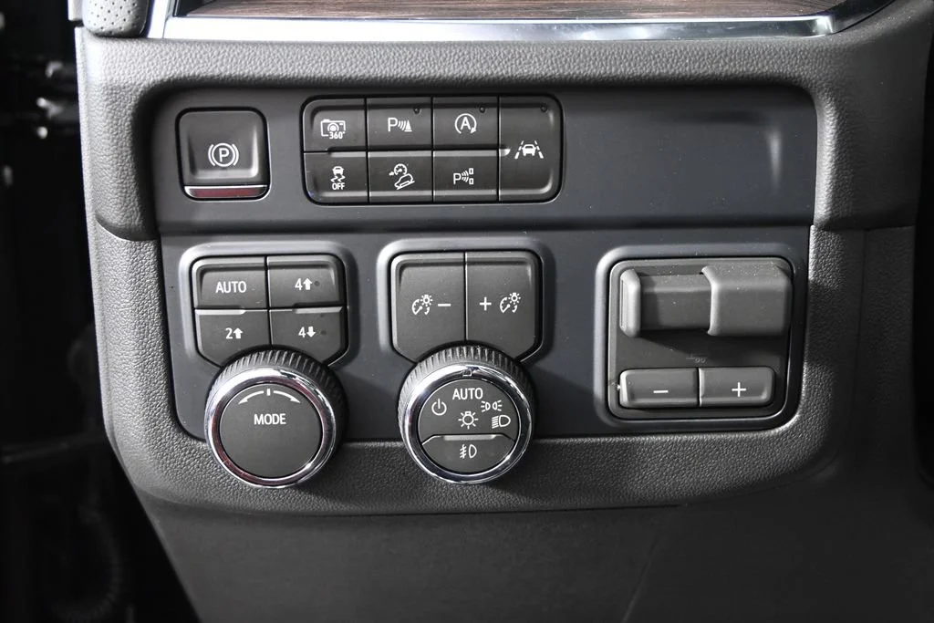 2026 Chevrolet Tahoe Premier - Photo 25