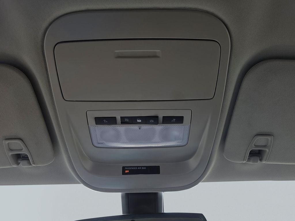 Used 2022 Onyx Black GMC Elevation image 34