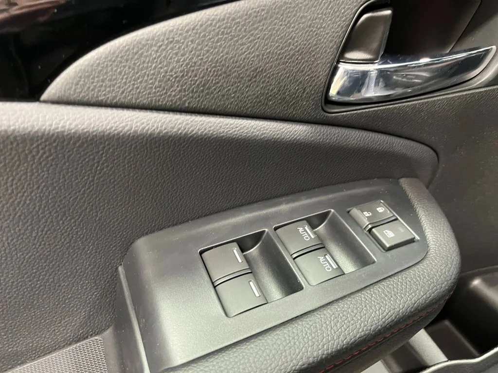 New 2026 Platinum White Pearl Honda Black Edition 3.5 image 10