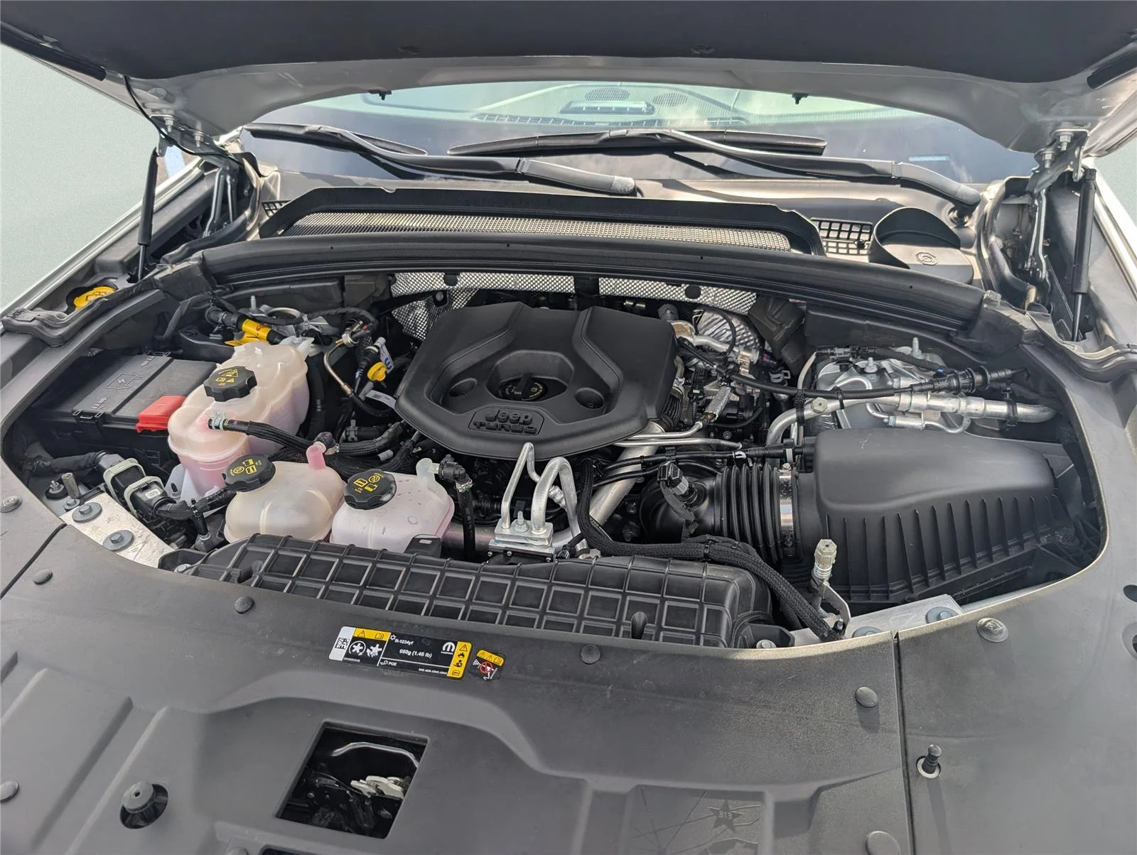Used 2022 Silver Zynith Jeep 4x4 image 9