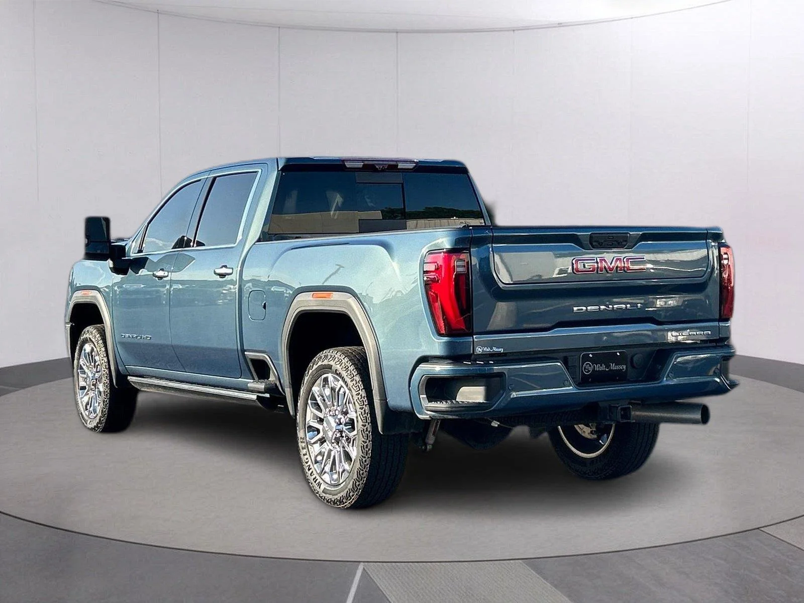 Used 2025 Downpour Metallic GMC Denali image 3