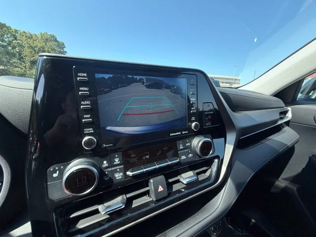 Used 2021  Toyota XLE image 26