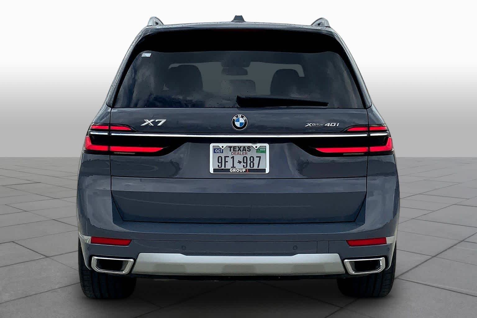 Used 2026 Sparkling Copper Metallic BMW xDrive40i image 8