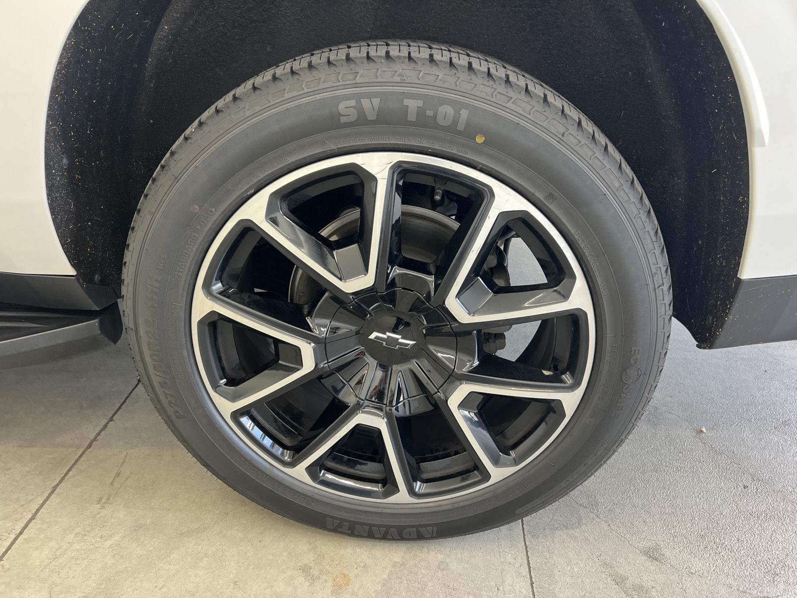 2021 Chevrolet Suburban RST - Photo 10