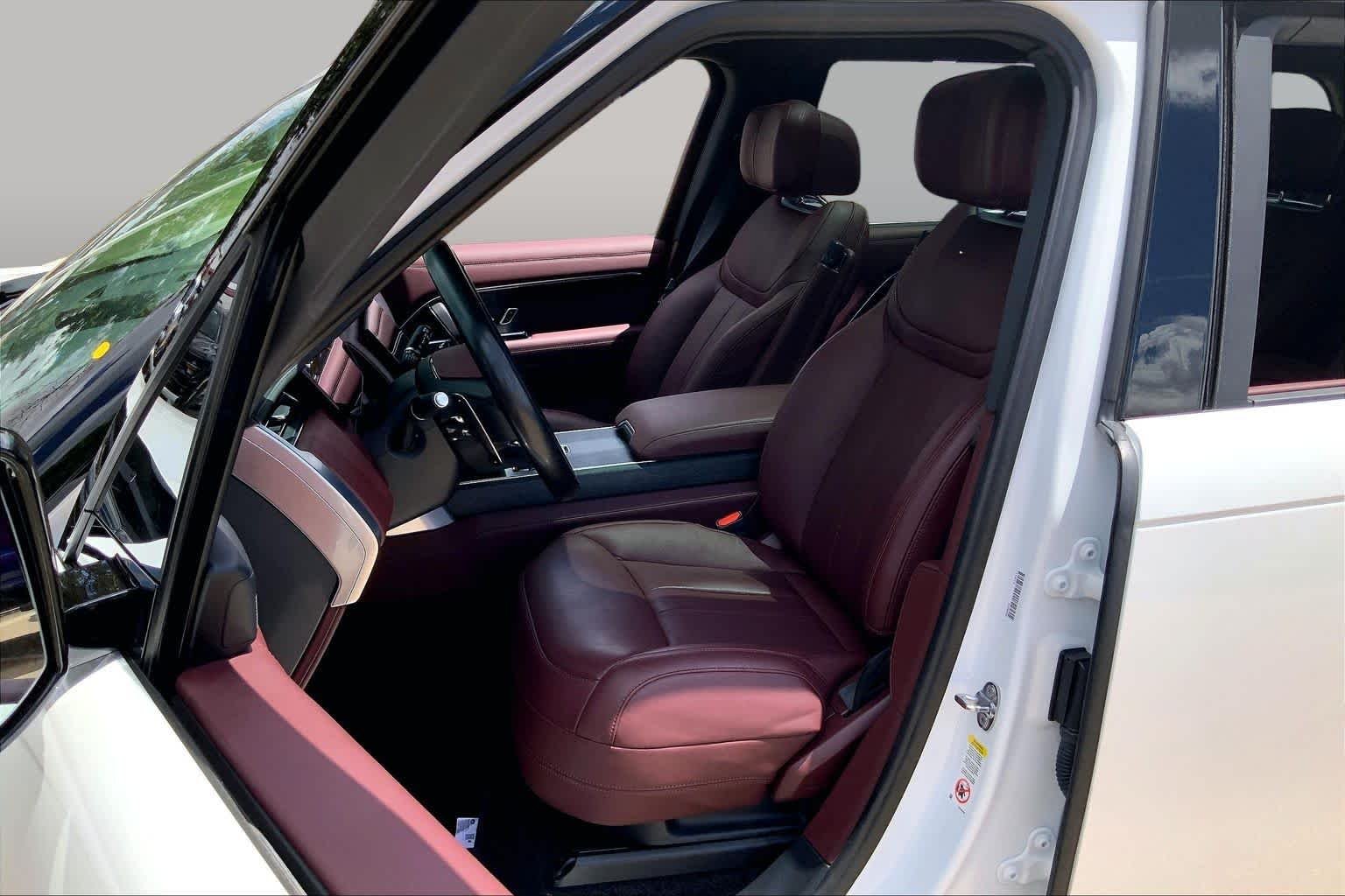 Used 2025 Fuji White Land Rover Autobiography image 7