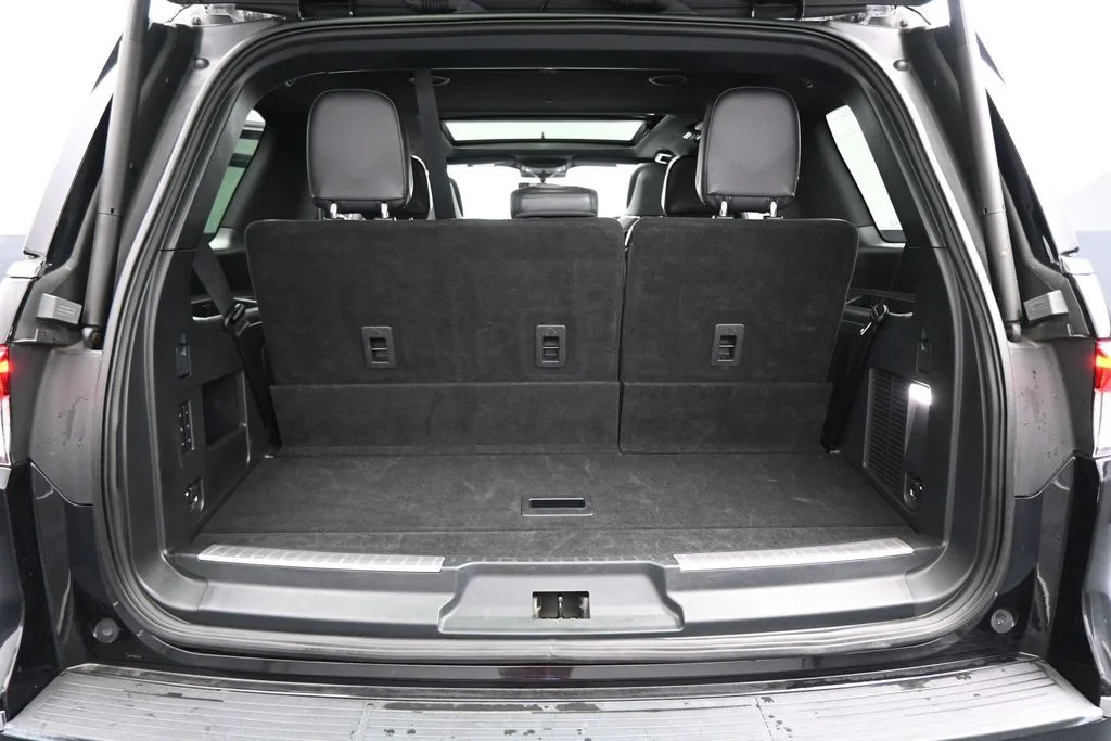 Used 2023 Black Lincoln Reserve image 34