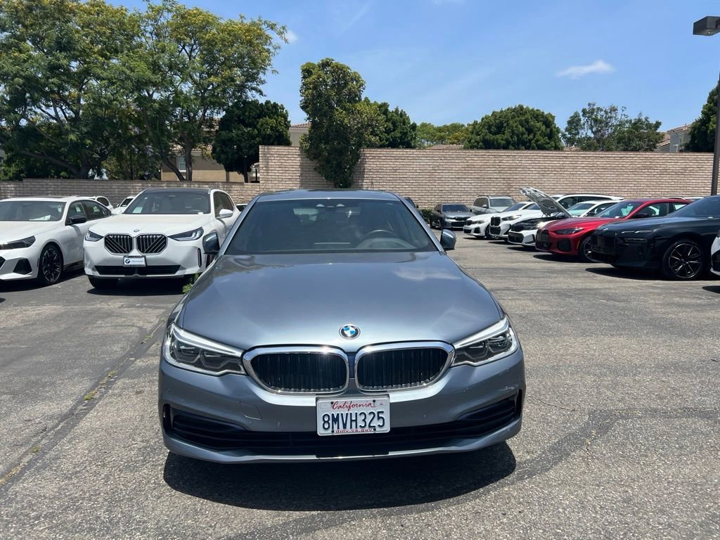 Used 2019 Bluestone Metallic BMW 540i image 2