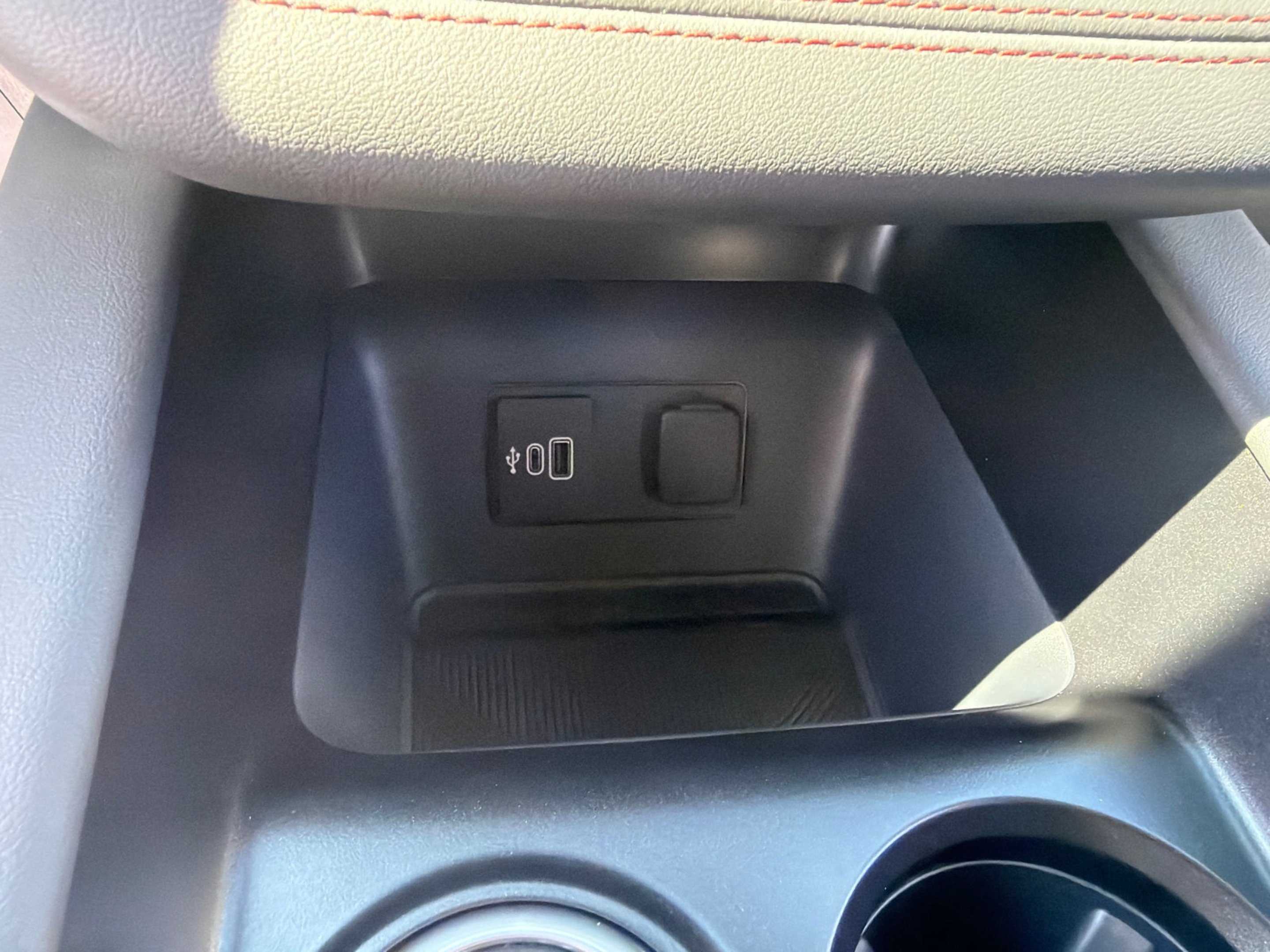 New 2026 Space White Metallic Ford Active image 29