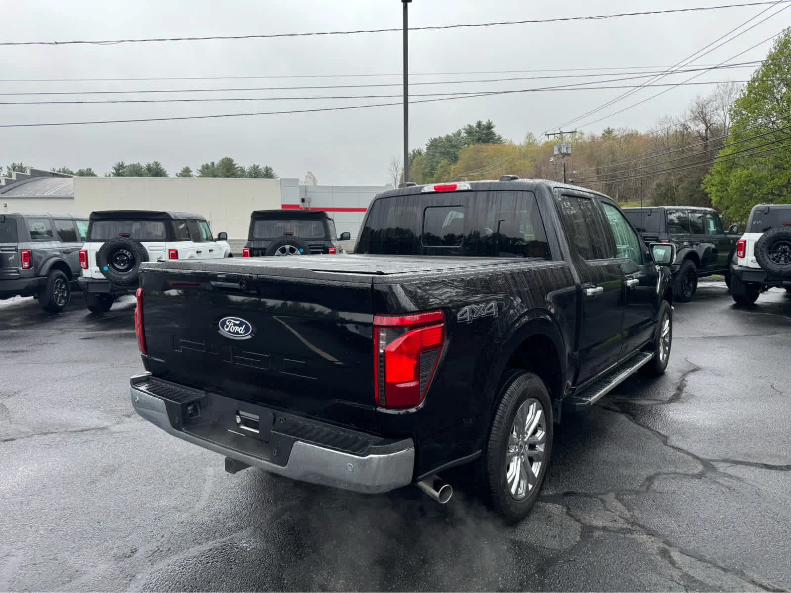 Used 2024 Agate Black Ford XLT image 6