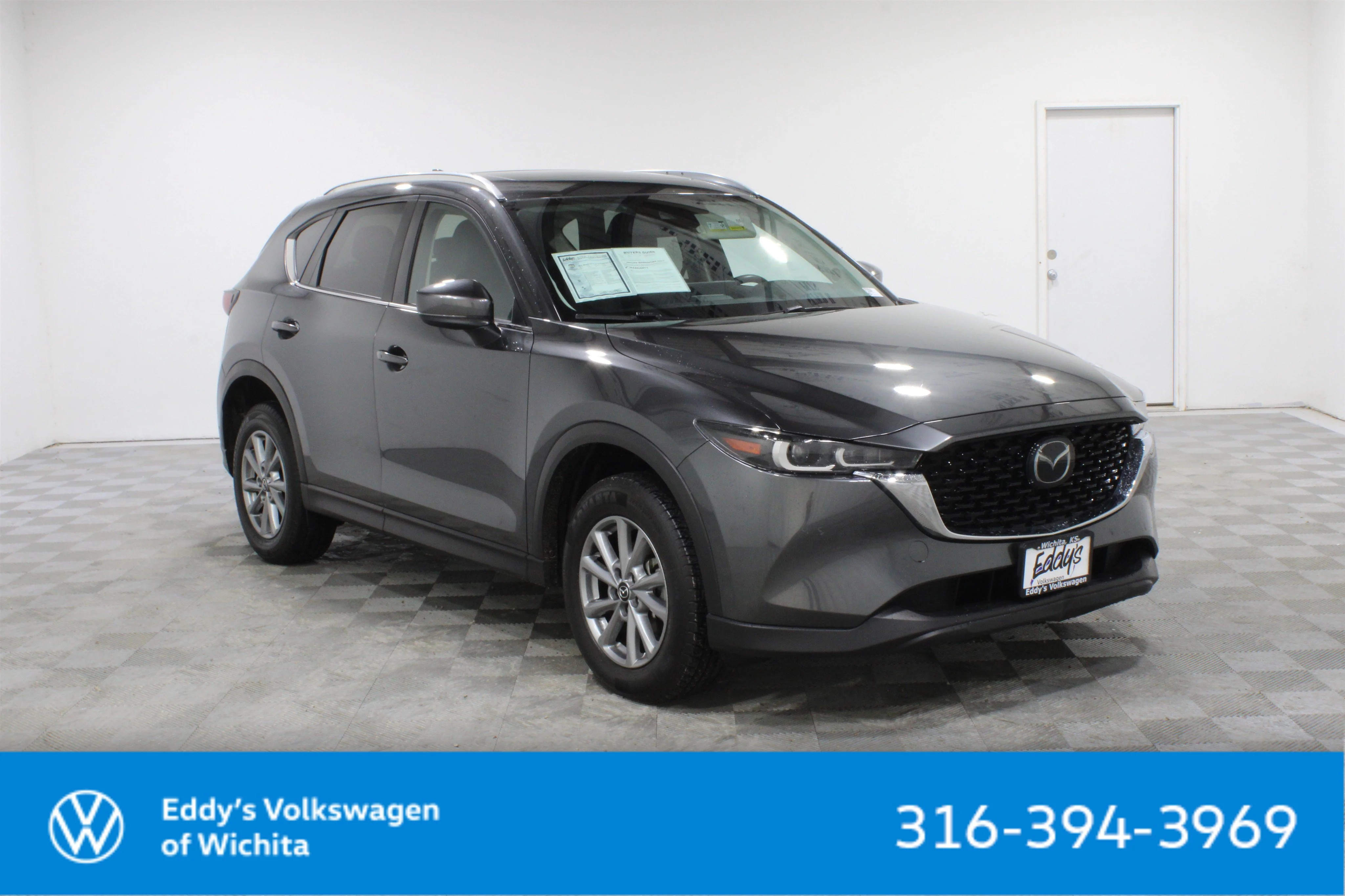 2023 Mazda CX-5 S Preferred package Auto AWD's photo