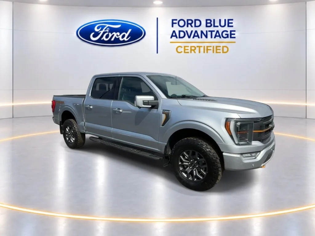 Certified Used 2023 Iconic Silver Metallic Ford Tremor image 4