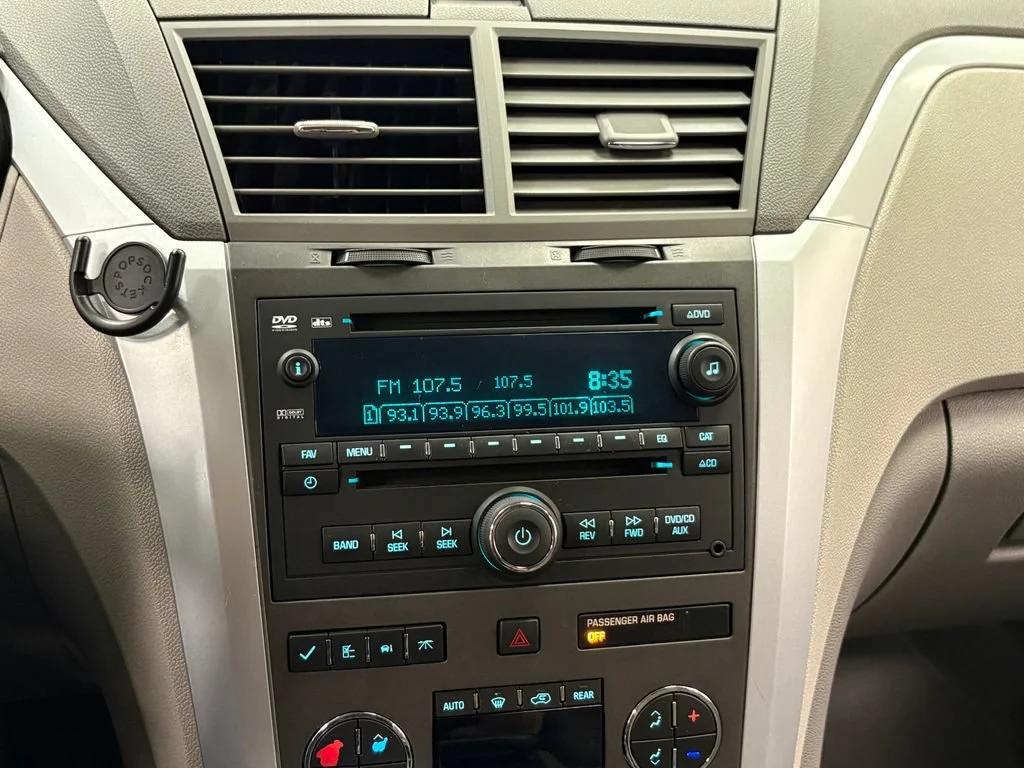 Used 2011 Red Jewel Tintcoat Chevrolet LT w/1LT image 19